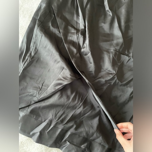 Banana Republic One-Shoulder Satin Knee-Length Dress - Picture 3 of 6